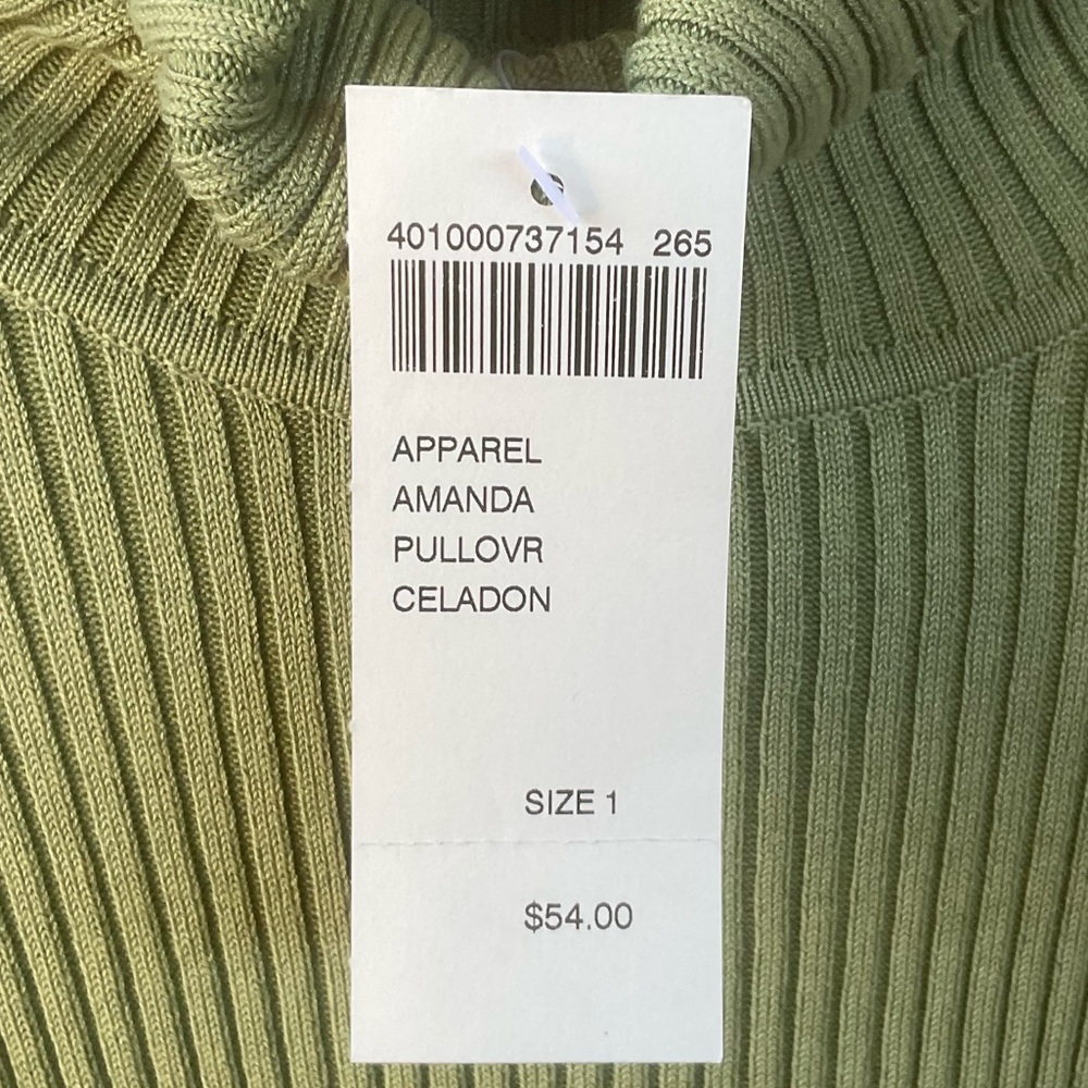 Chico’s Design Apparel Amanda L/S Turtleneck Pullover Celadon Green; NWT; M/8 - Picture 6 of 10